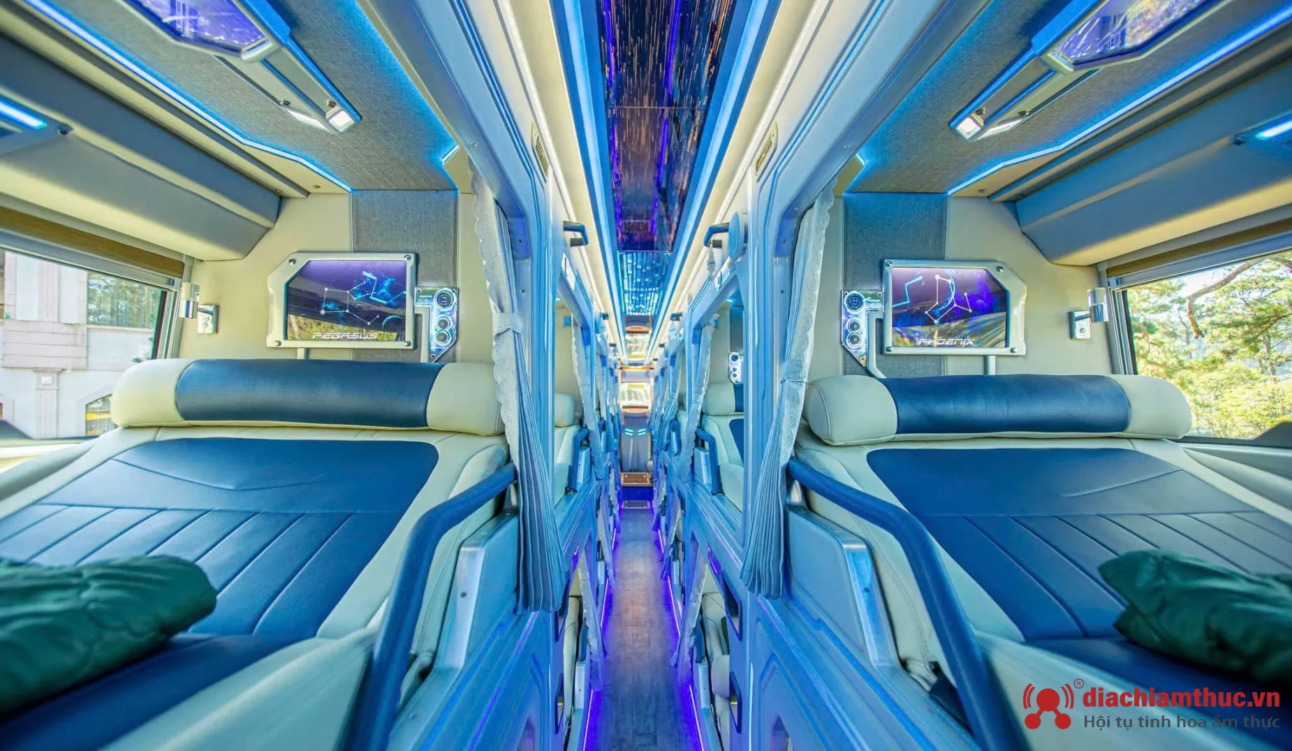 Nha xe Alien Limousine