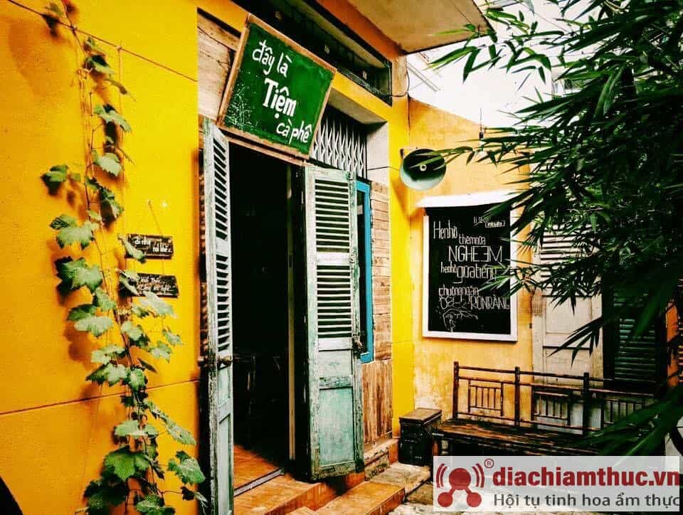 Tiệm cafe Nha Trang