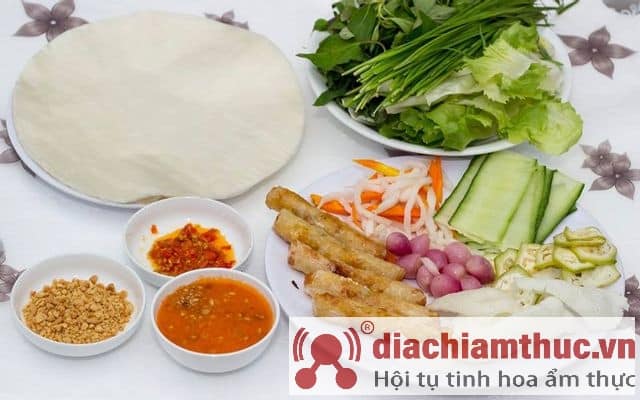 Quán nem nướng lan phúc