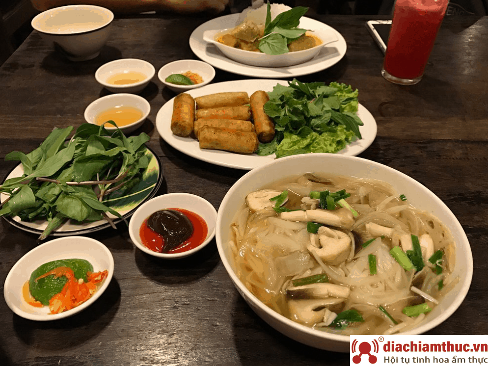 Nhà hàng Saigon Vegan tại Quận 3
