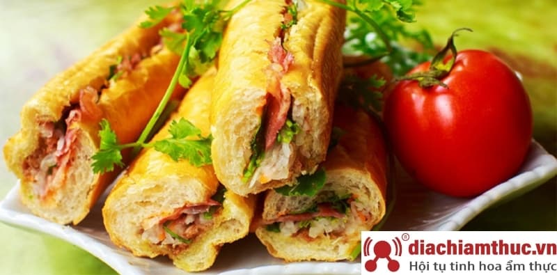 Bánh mì que BMQ gần đây tại Quận Tân Bình