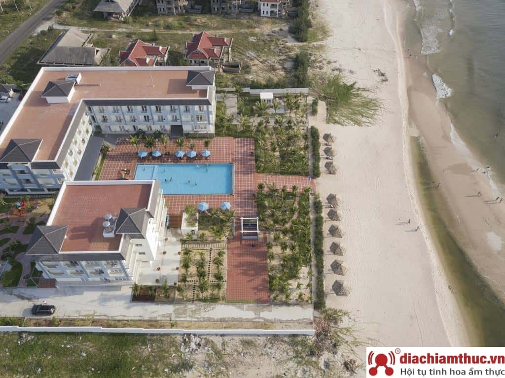 Tropical Ocean Resort