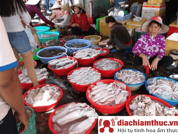 Chợ Phước Thái