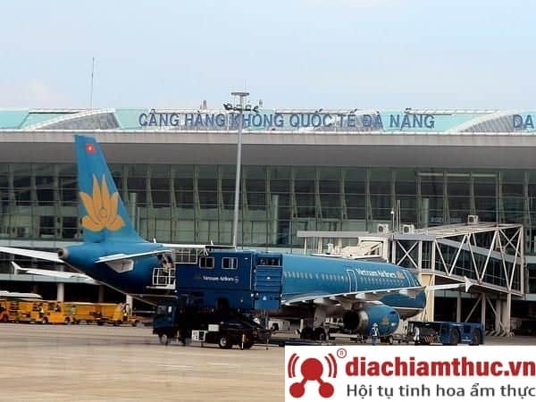Hoạt động sân bay Tân Sơn Nhất
