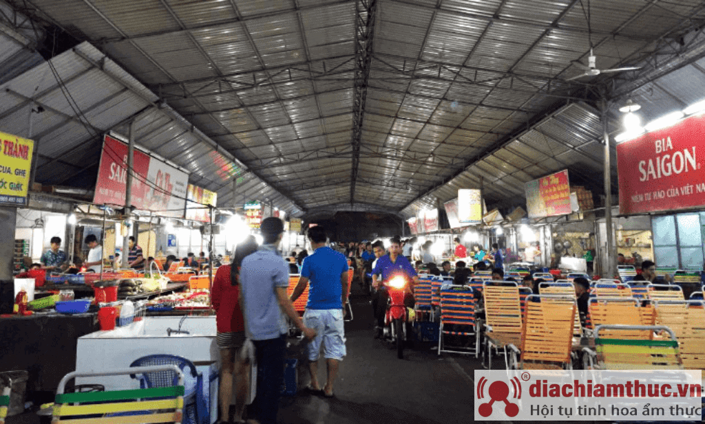 Chợ hải sản đêm ở Vũng Tàu