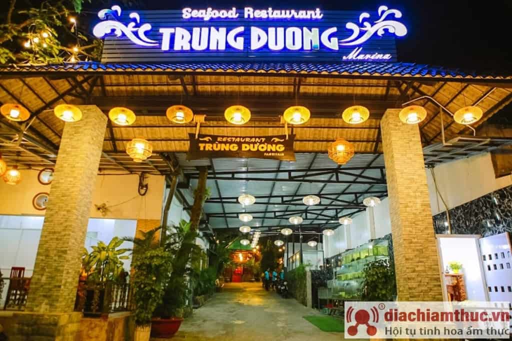 Restorant Trung Duong Marina