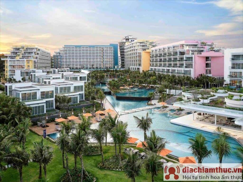 Premier Residences Phu Quoc Emerald Bay view