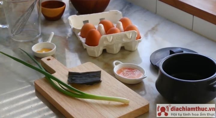 Chuẩn bị nguyên liệu trứng hấp Hàn Quốc