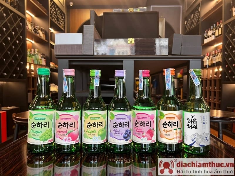 Soju là thức uống có cồn rất nổi tiếng ở Hàn Quốc