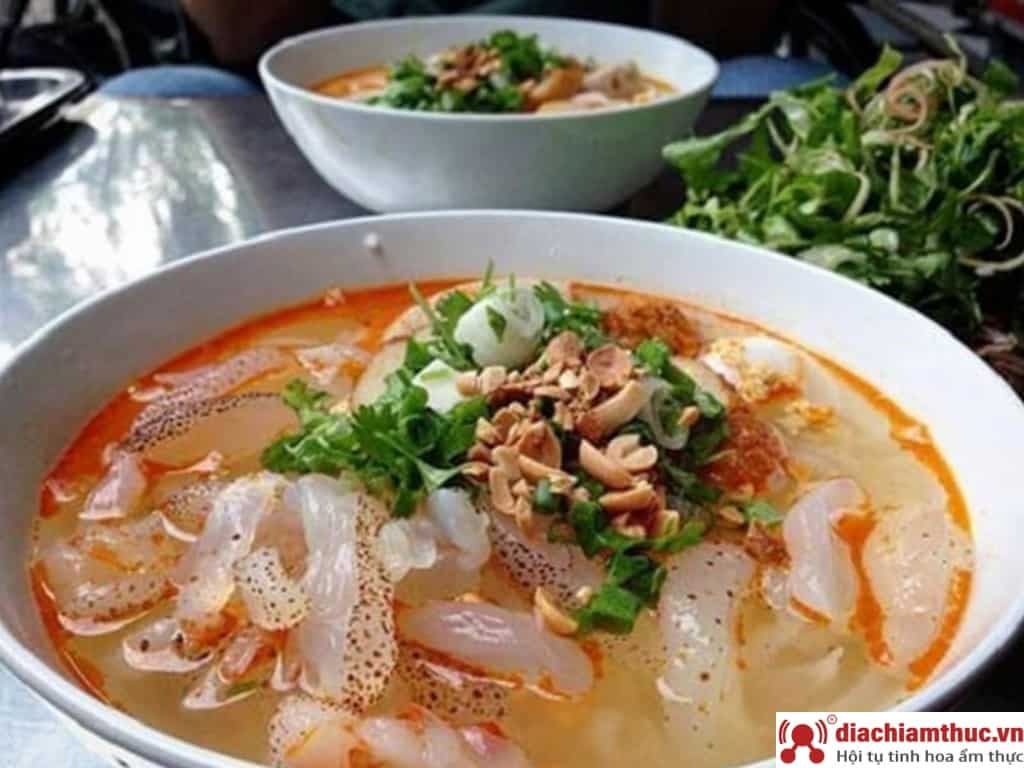Bánh canh, bún cá sứa – 23 Yết Kiêu, Vạn Thắng, Nha Trang