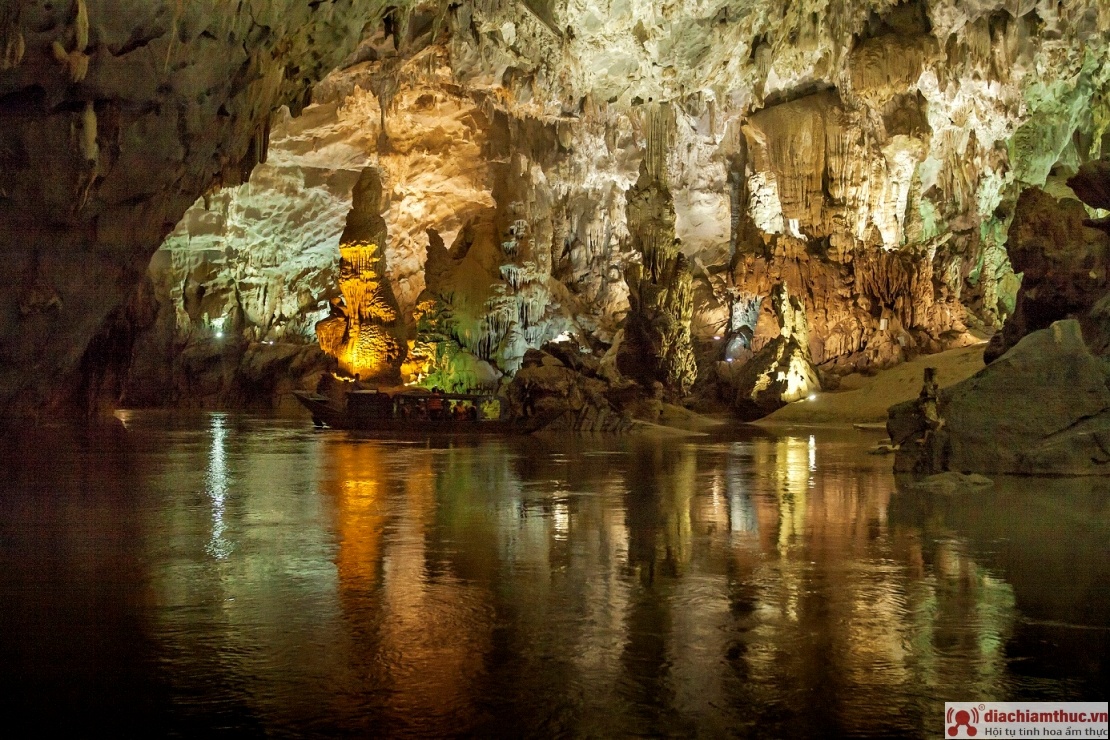 Động có sông ngầm dài nhất Việt Nam
