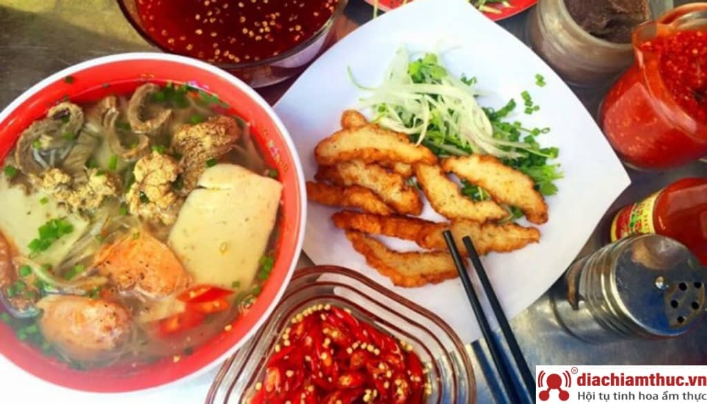 Quán Hai Cá – Món bánh canh, bún cá ngon ở Nha Trang