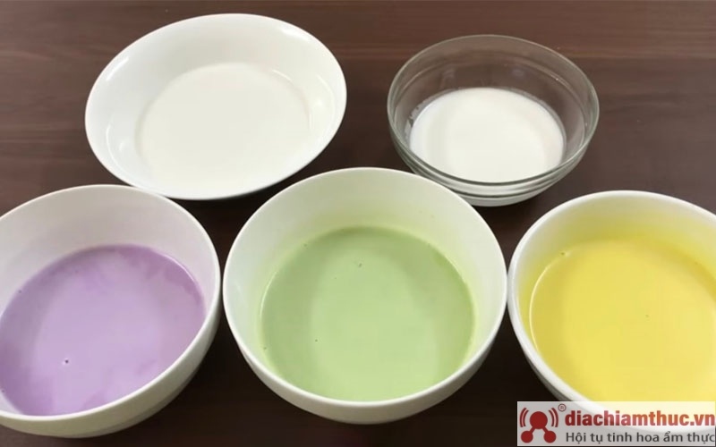 Krijo ngjyrën e tortës së lëkurës së derrit me pesë ngjyra