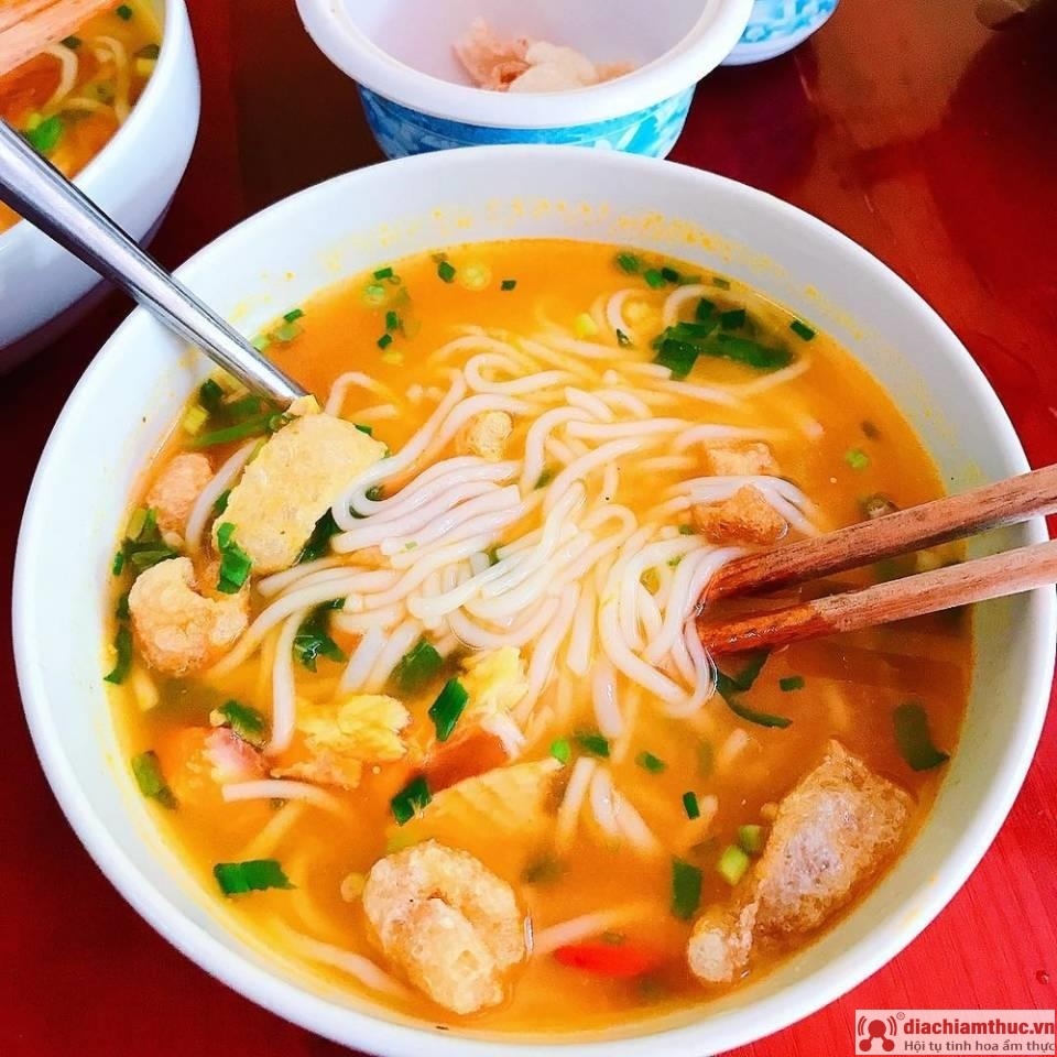 Supa me qull është një pjatë e njohur e vendasve me shijen e lëngut të ëmbël