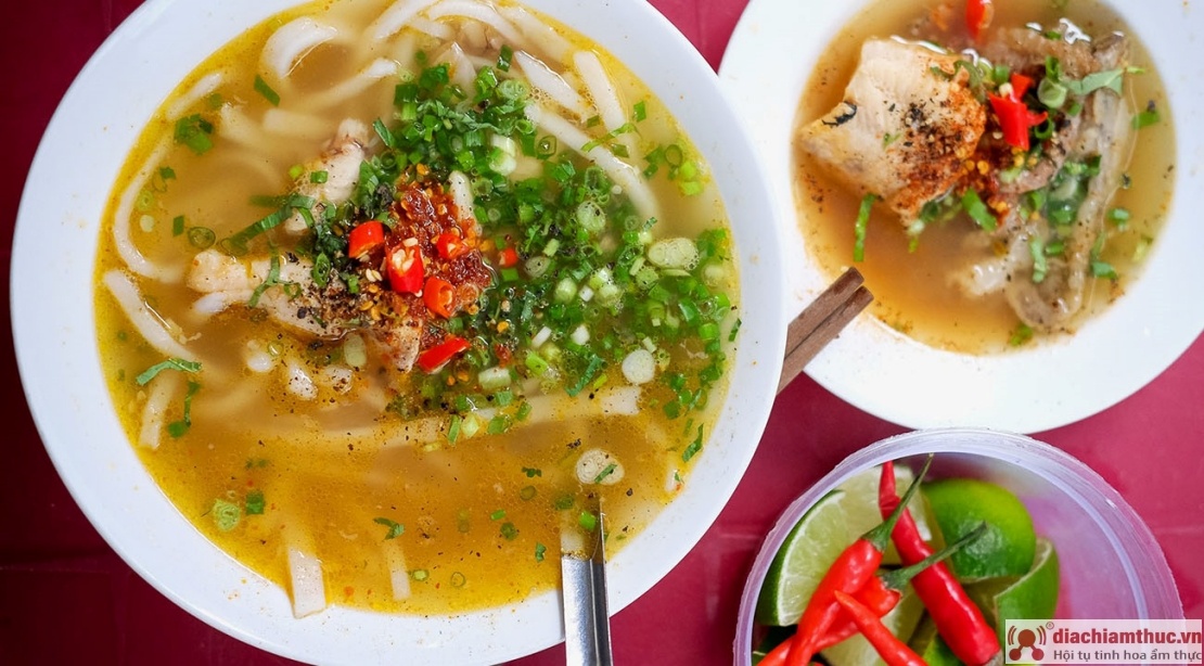 Dyqan supë supe Quang Binh Suong Gio