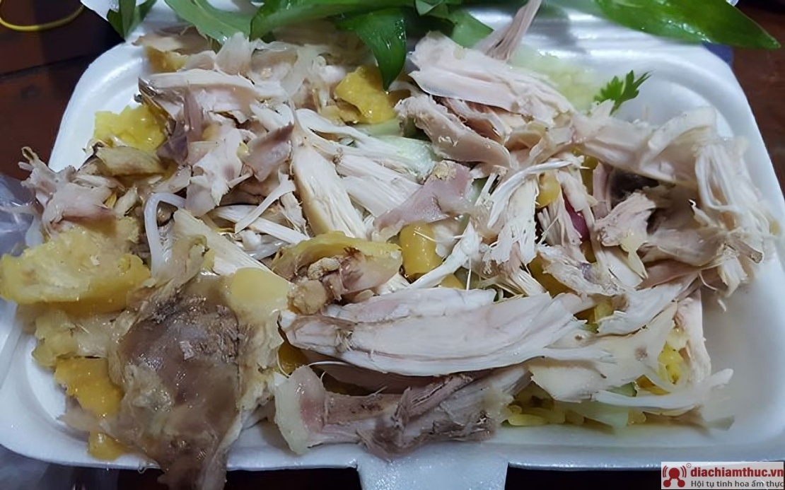 Cơm gà cô Nhâm – Trần Phú