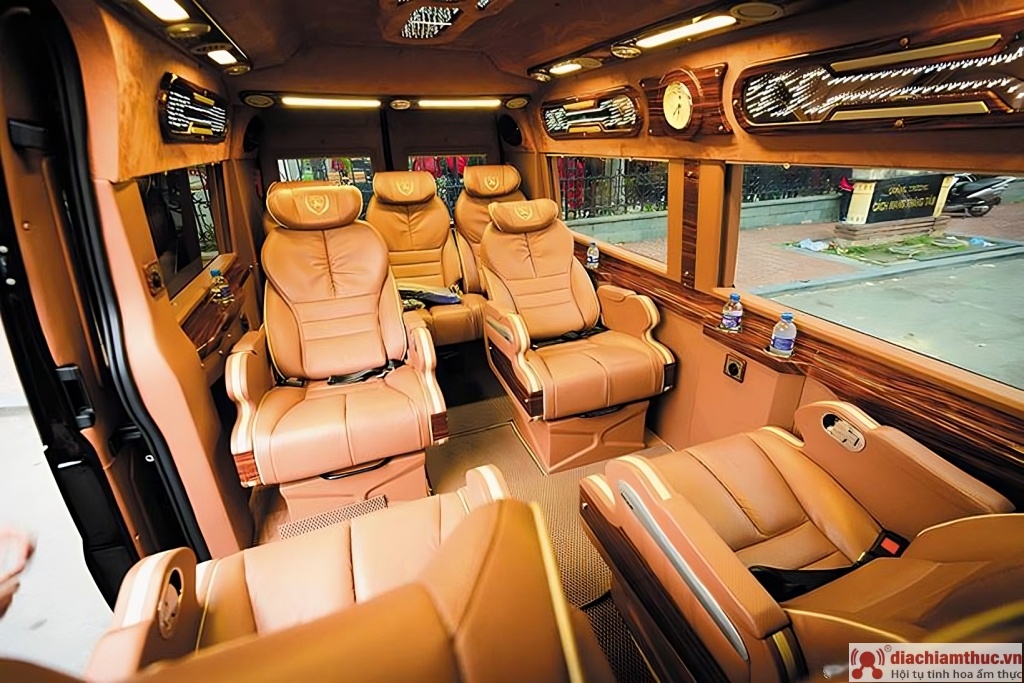 Xe Limousine Luxury Van