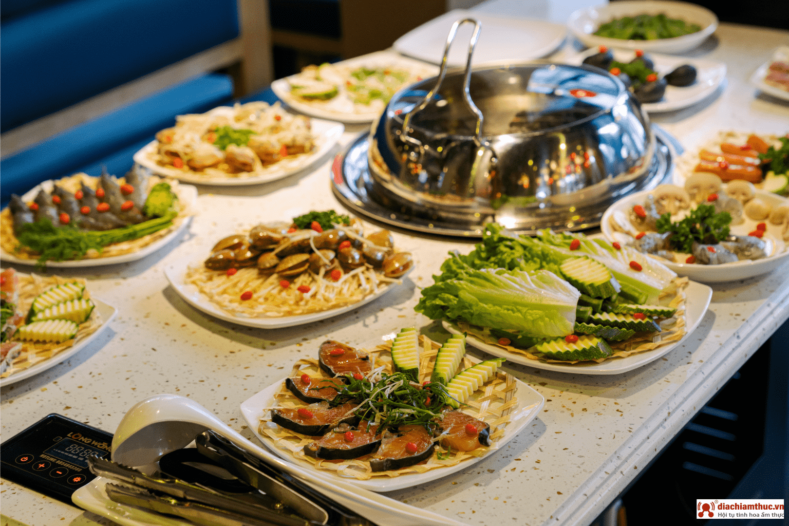 Nhà hàng Long Wang ở Hà Nội