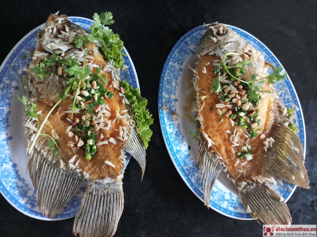 Nhà hàng Cánh Đồng Hoang