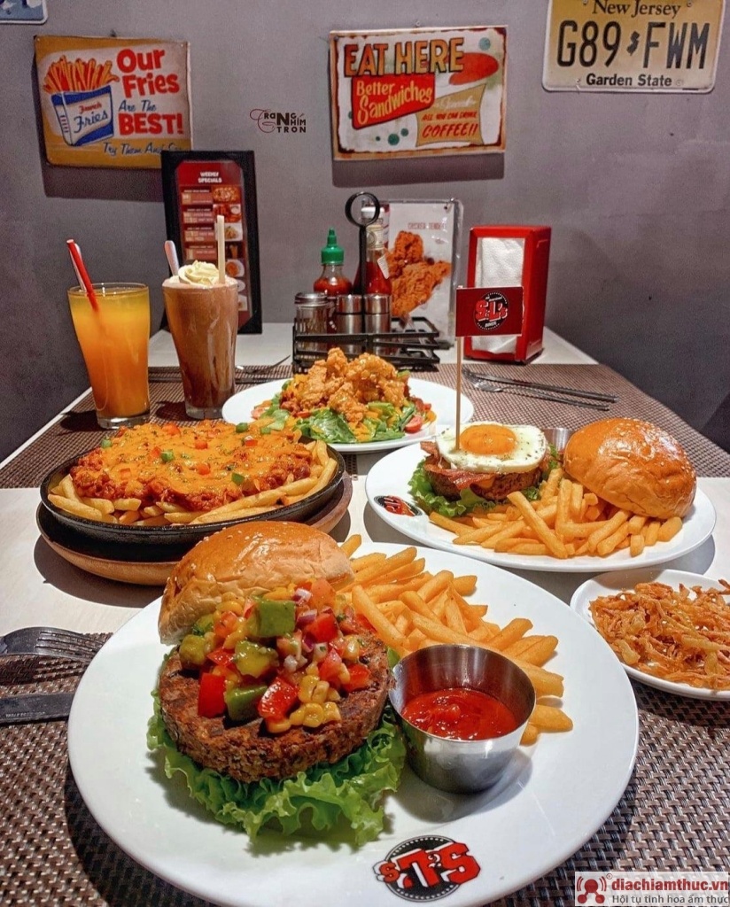 S&L's Diner - Nhà hàng kiểu Mỹ