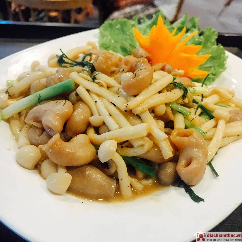 Cá lăng ngự viên - Bò nhúng dấm F5 Farm