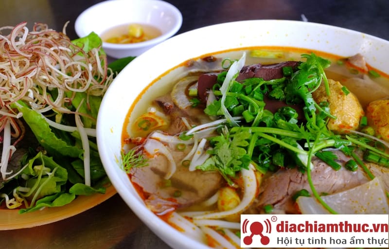 Supë me petë viçi Hue Van Anh