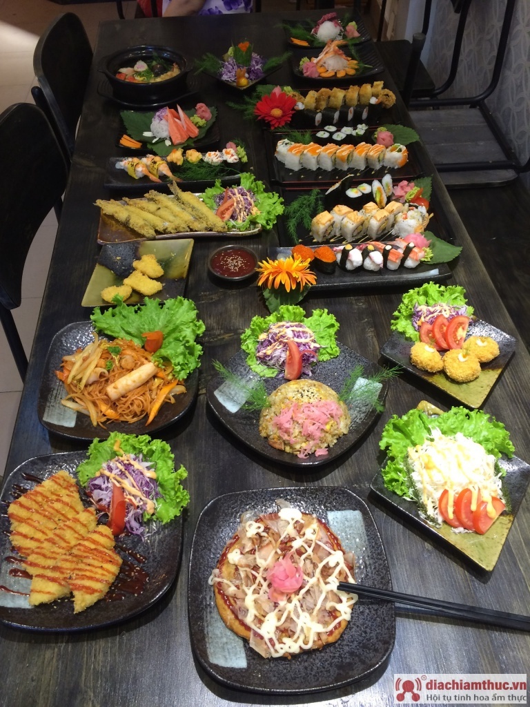 Nhà hàng AKIKO Japan Dessert & Sushi quận 10