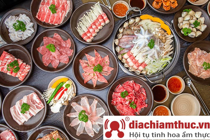 Yukssam – BBQ Koreane dhe bufe me tenxhere të nxehtë