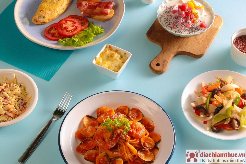 Top địa điểm ăn healthy uy tín, chất lượng nhất tại Quận Ba Đình