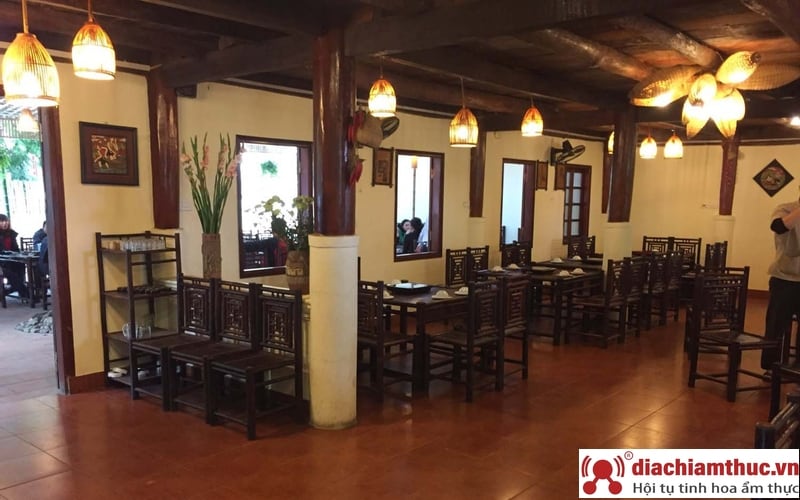 Nhà hàng huyện Thạch Thất Gà Ri Phú Bình 1