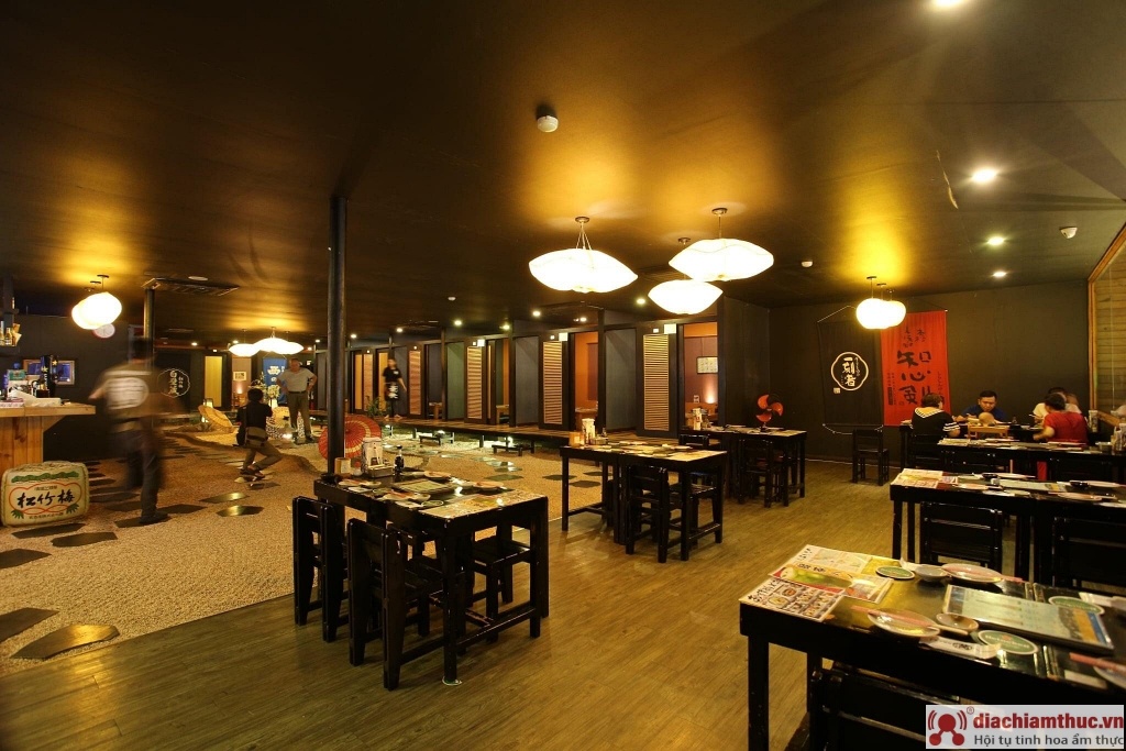 Nhà Hàng Manmaru Sài Gòn