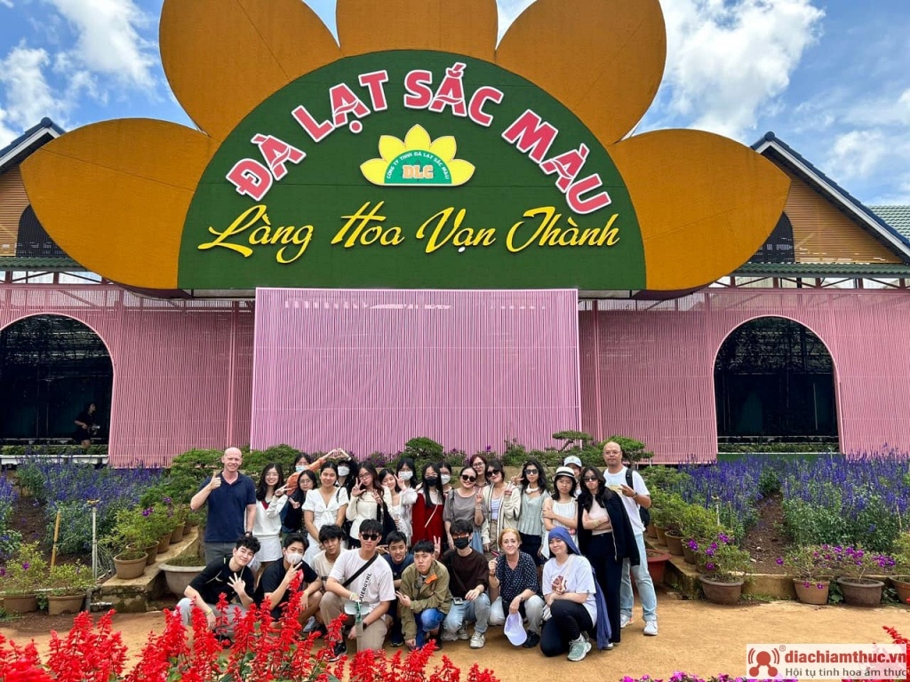 Tour Check-in làng hoa vạn Thành - Đà Lạt sắc màu