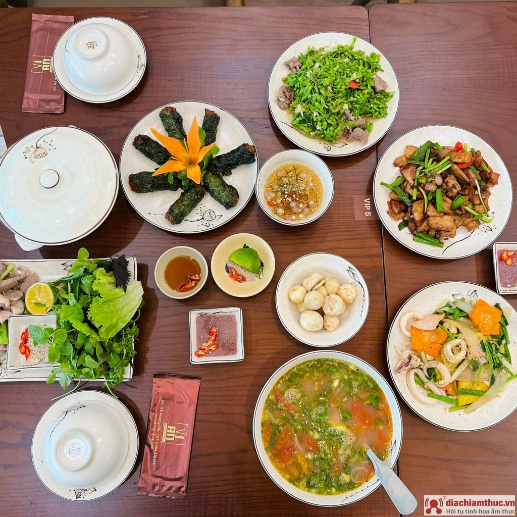 Vị An - Nhà hàng cơm Việt Hoàng Cầu, Đống Đa