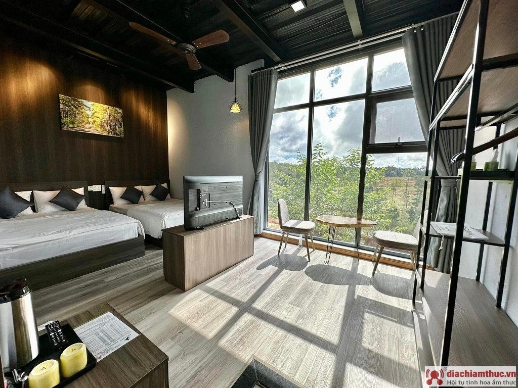 Bạch Dương Hotel - Măng Đen