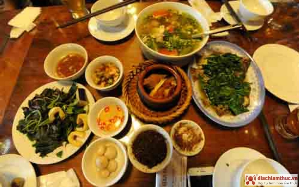 Nhà hàng Nhất Khằn