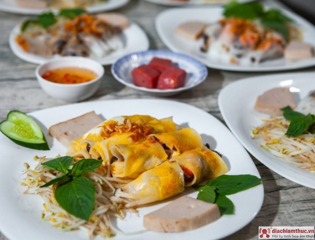 Bánh Cuốn Nam Việt - Chay và Mặn