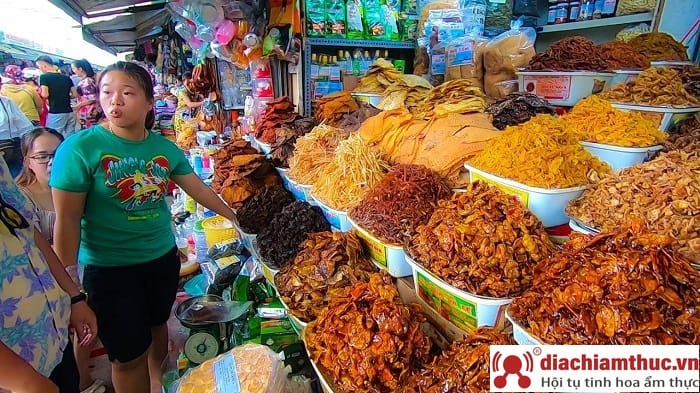 Chợ Cồn - Mực rim me Đà Nẵng ngon tuyệt
