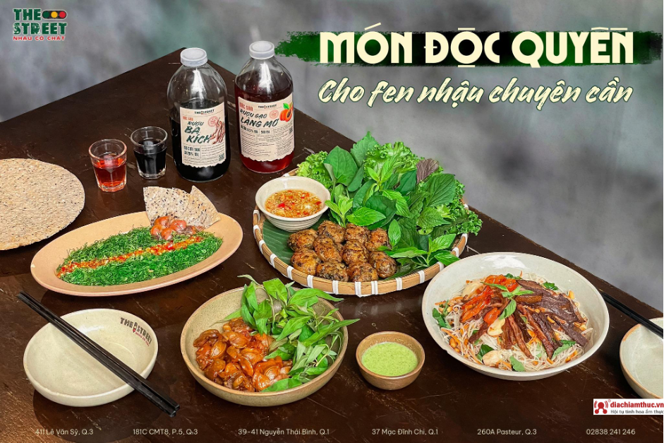 Menu hấp dẫn và đa dạng tại The Street