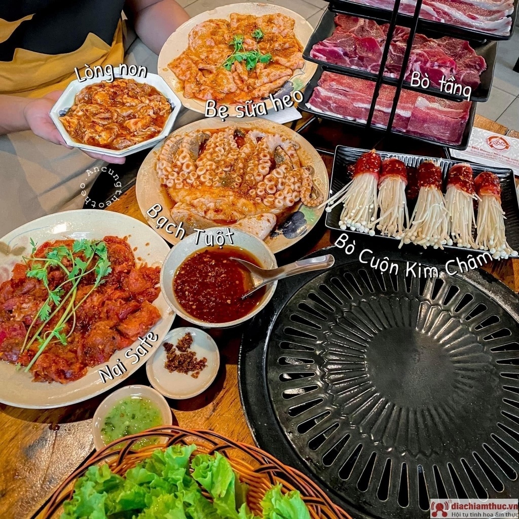 Quán nướng BÚN – BBQ House có thực đơn đầy ắp các món nướng thơm lừng, khó cưỡng 